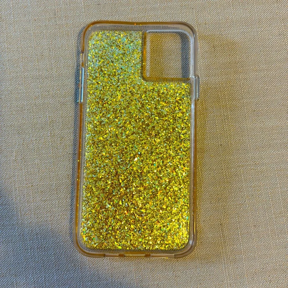 iPhone 11 Pro Max. Color- Twinkle Gold